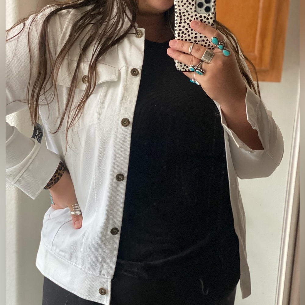 Unisex White Denim Jacket - NWT